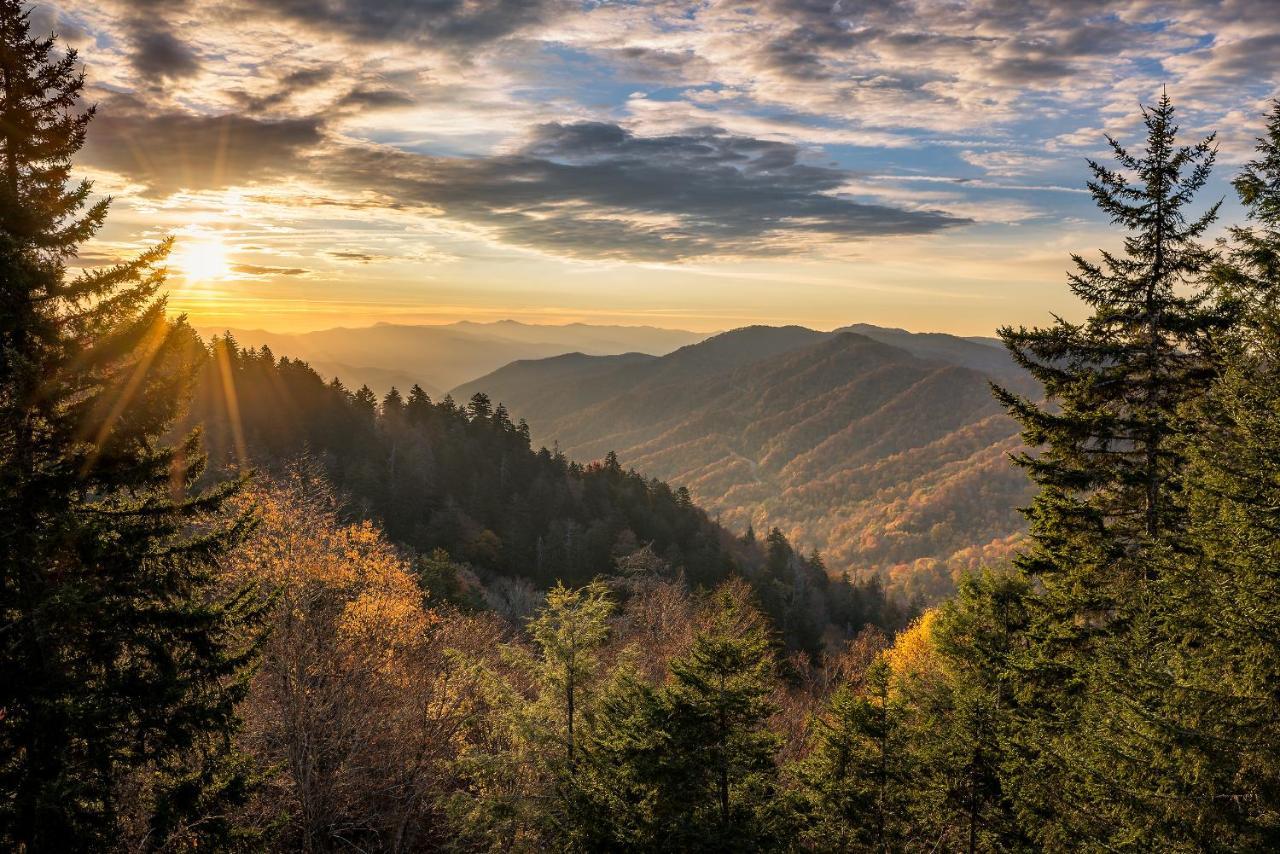 Pine Tree Lodge Gatlinburg Eksteriør billede